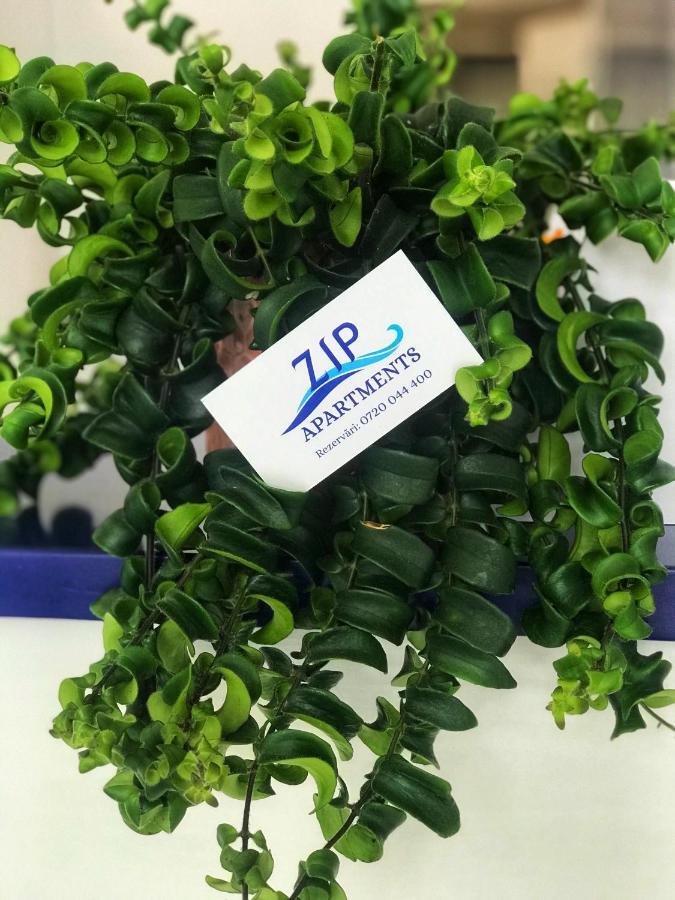 Zip Aparthotel