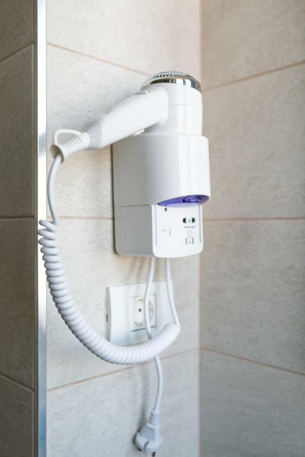 Zip Aparthotel 2*