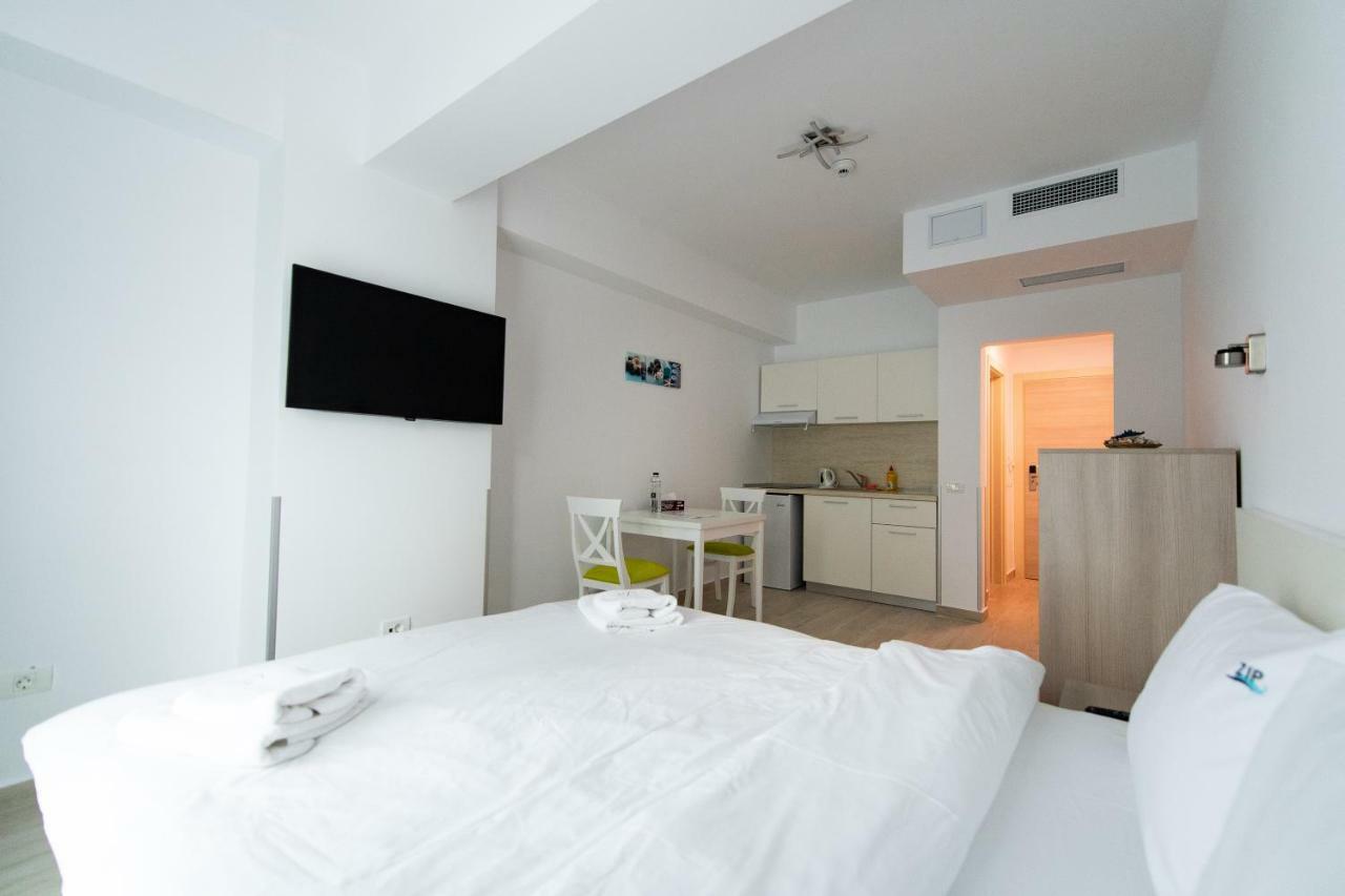 Zip 2* Mamaia