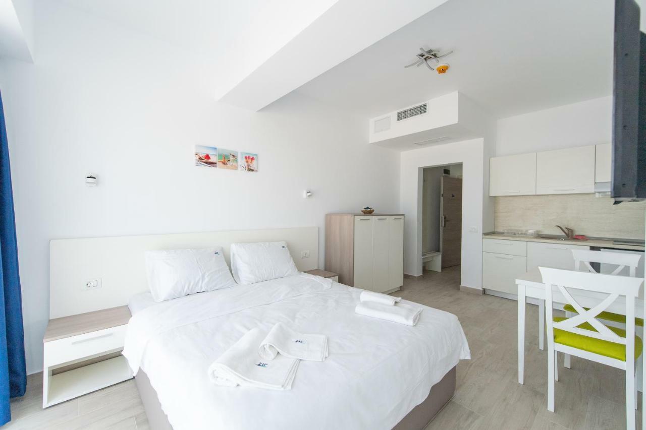 Zip Aparthotel Mamaia